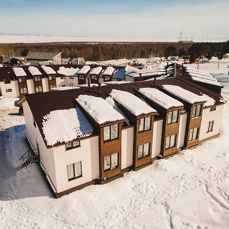 Отель "Гранд Байкал" Baikalsk Exterior foto