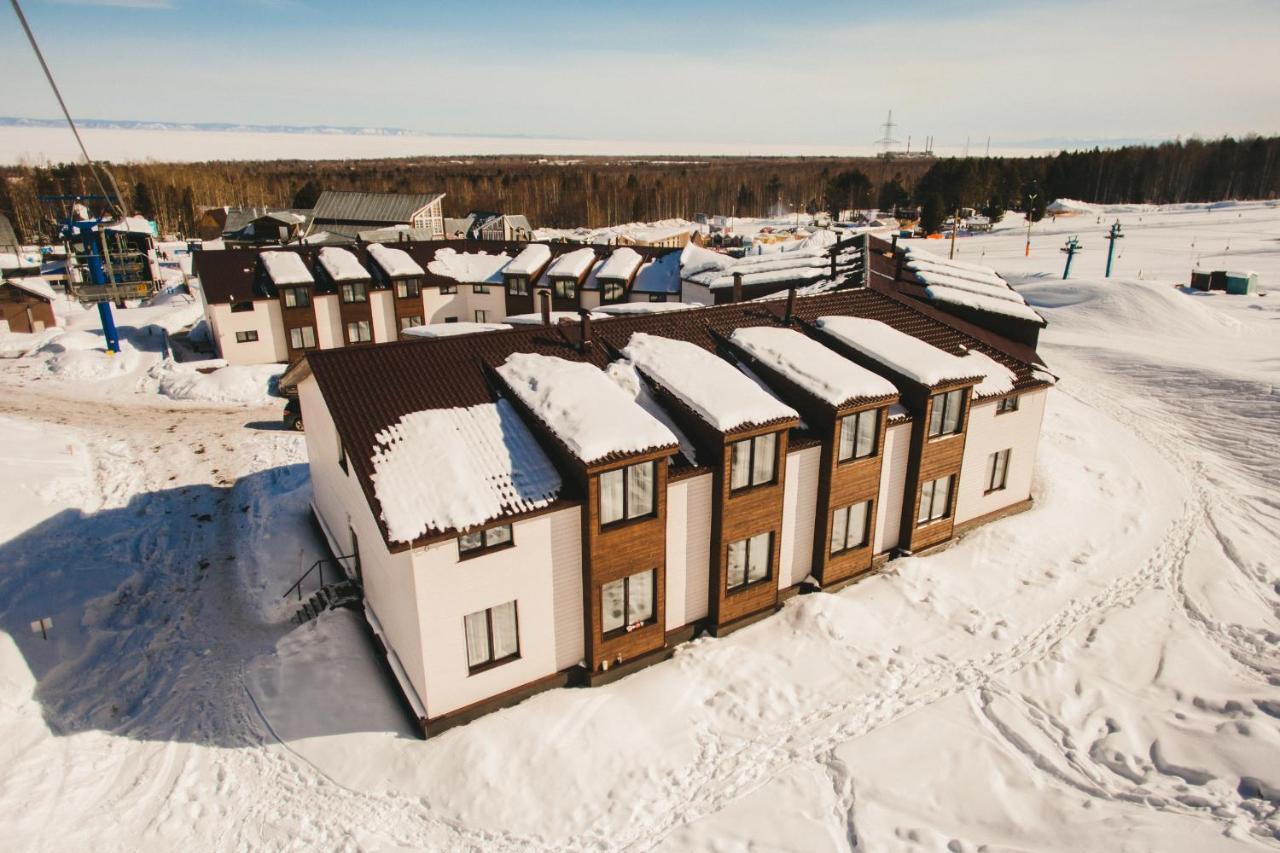 Отель "Гранд Байкал" Baikalsk Exterior foto