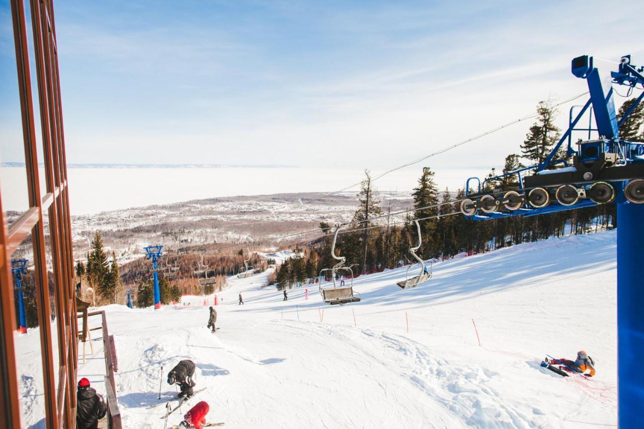 Отель "Гранд Байкал" Baikalsk Exterior foto